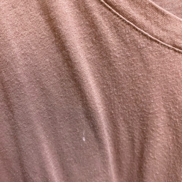 Torrid Dusty Pink V-Neck - Picture 3 of 4